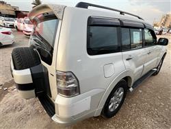 ميتسوبيشي باجيرو